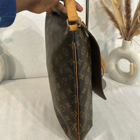 Authentic Louis Vuitton Musette shoulder bag M51256 Monogram Brown - Picture 3 of 13